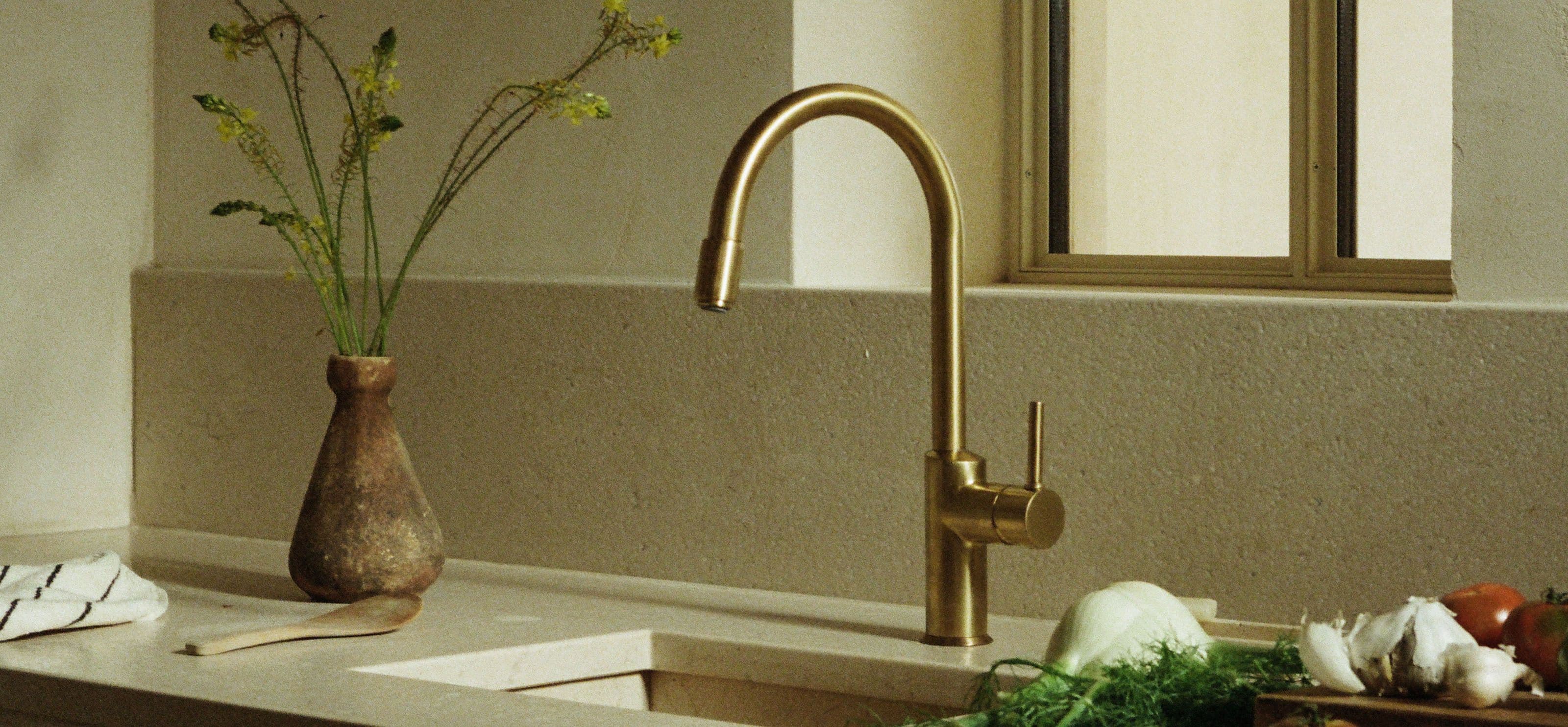 CRISTINA / Faucets for the bath, kitchen, and outdoors