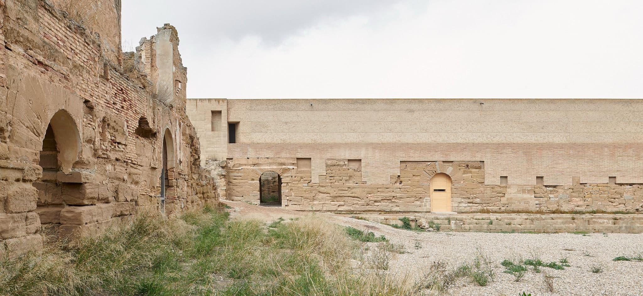 Santa María de Sijena: decline and poetic justice