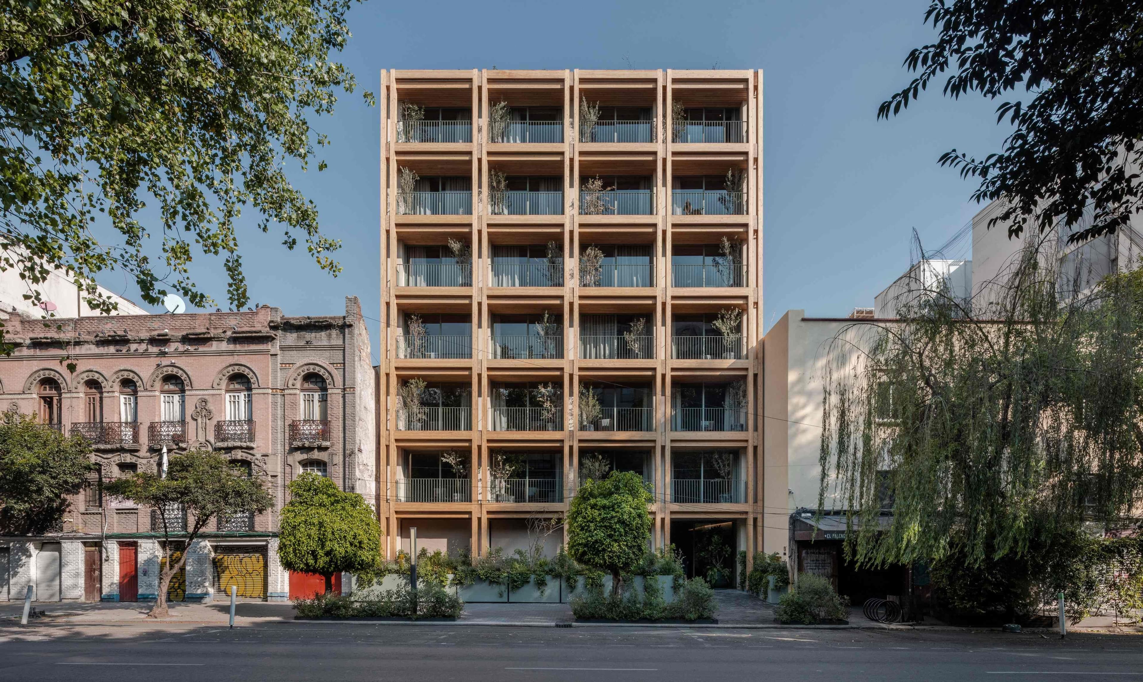 ONTO Álvaro Obregón: a garden for short-term living