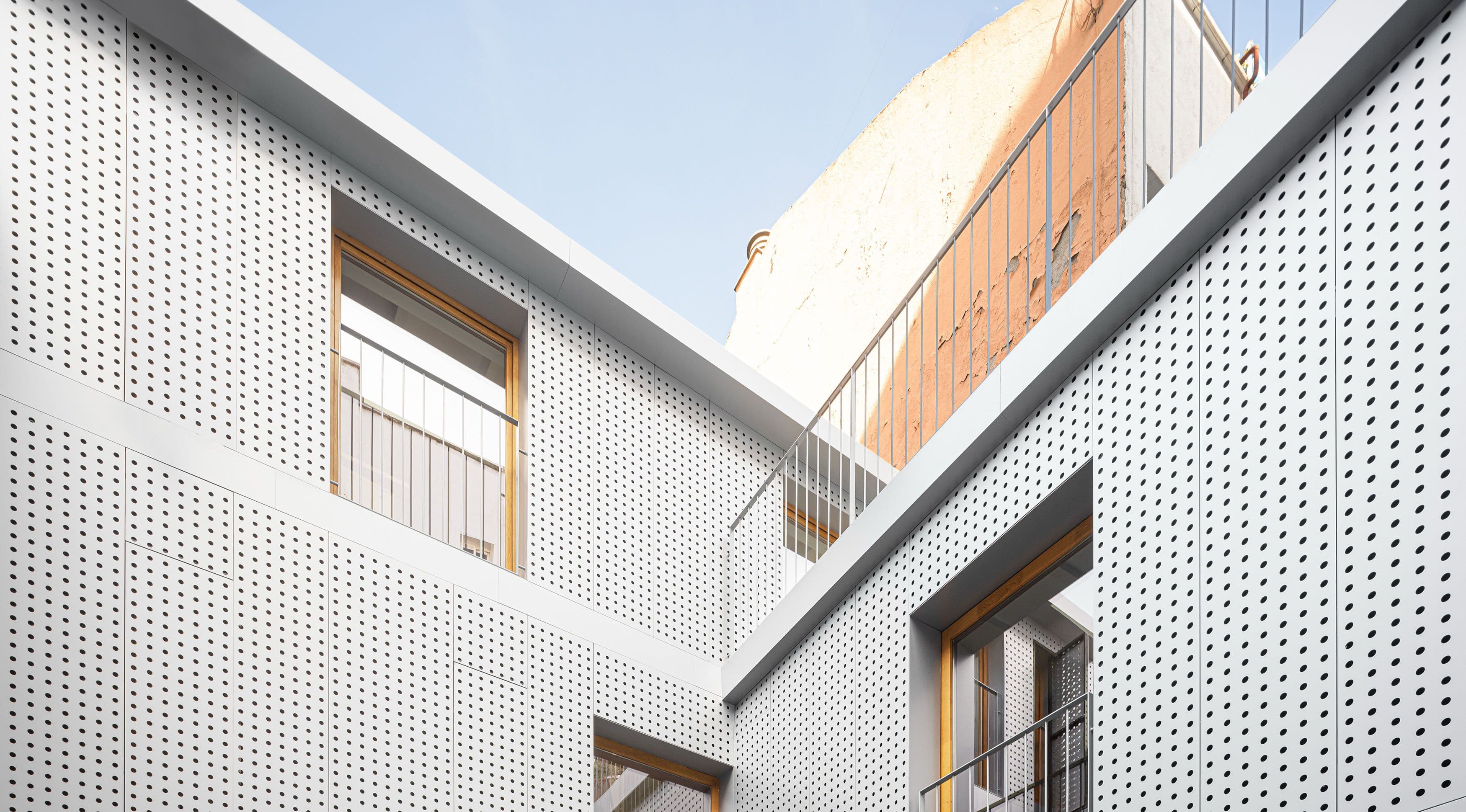 Casa Castelar: restoring a vanished Madrid typology